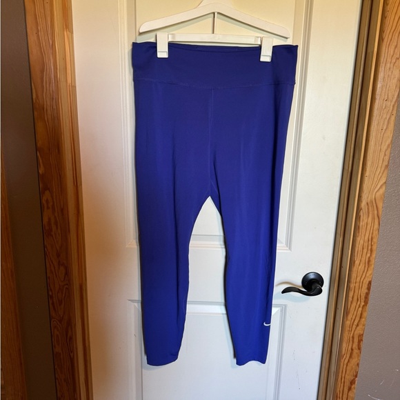 Nike DRI-FIT Womens Blue/Purple Leggings Size XL - Picture 1 of 5